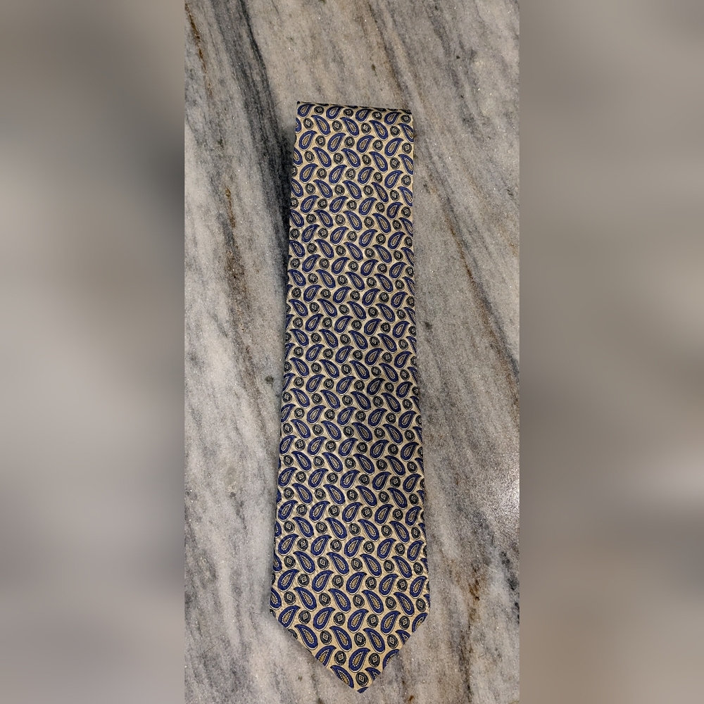 Stafford Paisley Tie in Blue and Tan